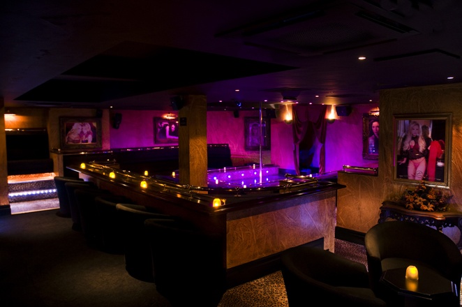 Platinum Lace Norwich Best Strip Club And Lap Dancing Venue - Nightclub in Norwich, United Kingdom