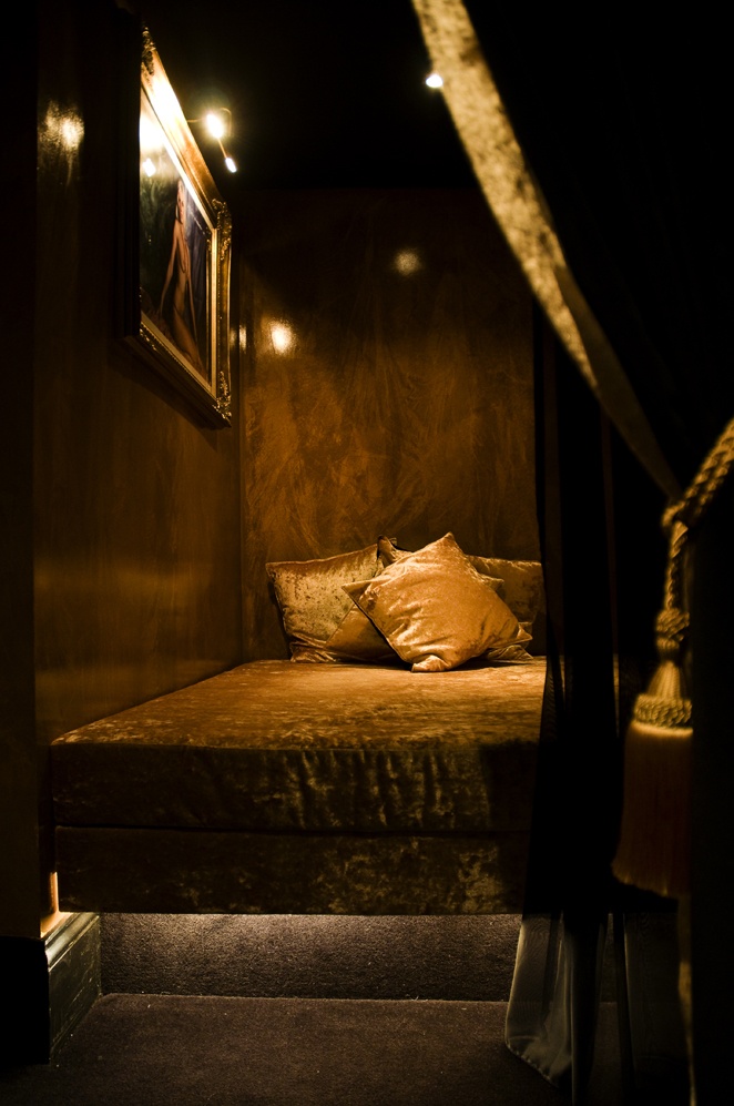 Platinum Lace Norwich Best Strip Club And Lap Dancing Venue - Nightclub in Norwich, United Kingdom