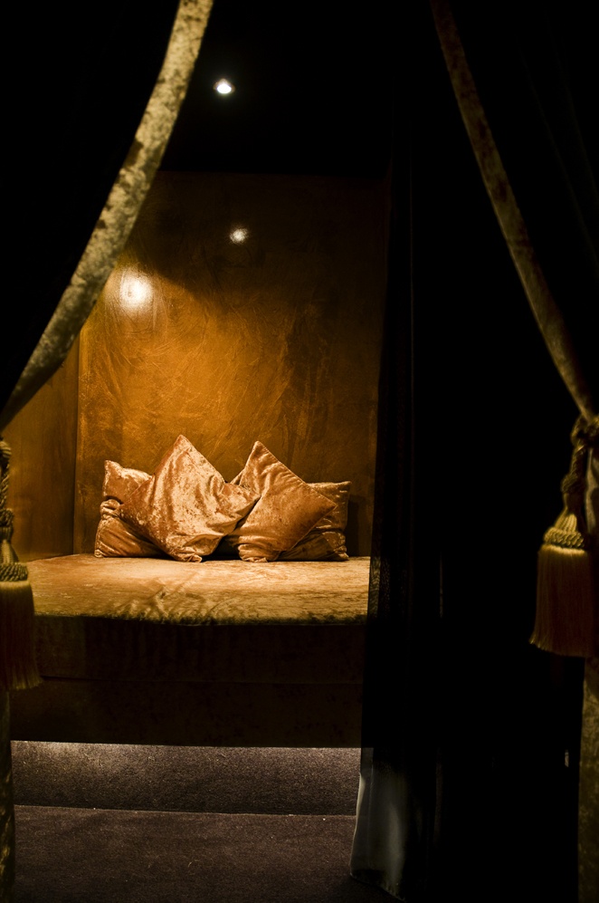 Platinum Lace Norwich Best Strip Club And Lap Dancing Venue - Nightclub in Norwich, United Kingdom