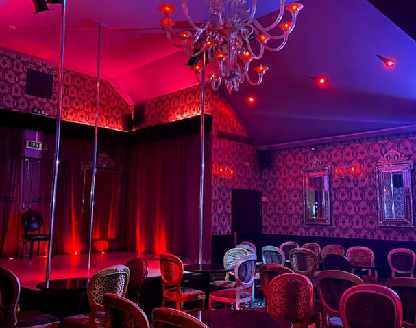Wiggle Strip Club Portsmouth - Nightclub in Portsmouth, United Kingdom