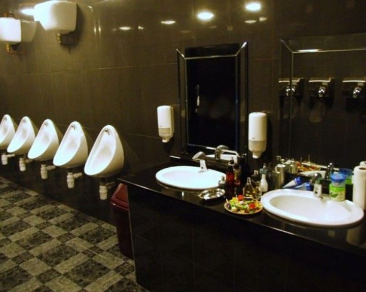 Wiggle Strip Club Portsmouth - Nightclub in Portsmouth, United Kingdom