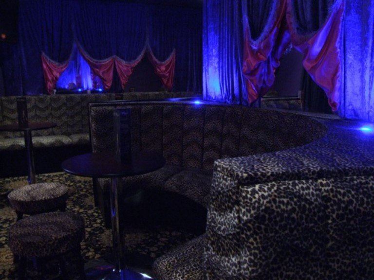 Wiggle Strip Club Portsmouth - Nightclub in Portsmouth, United Kingdom