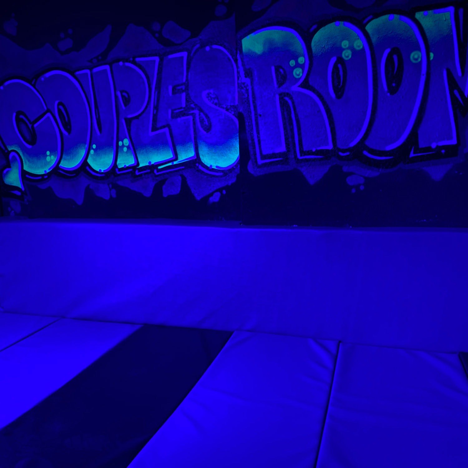 Gg's Lounge Club - Swinger Club in Runcorn, United Kingdom