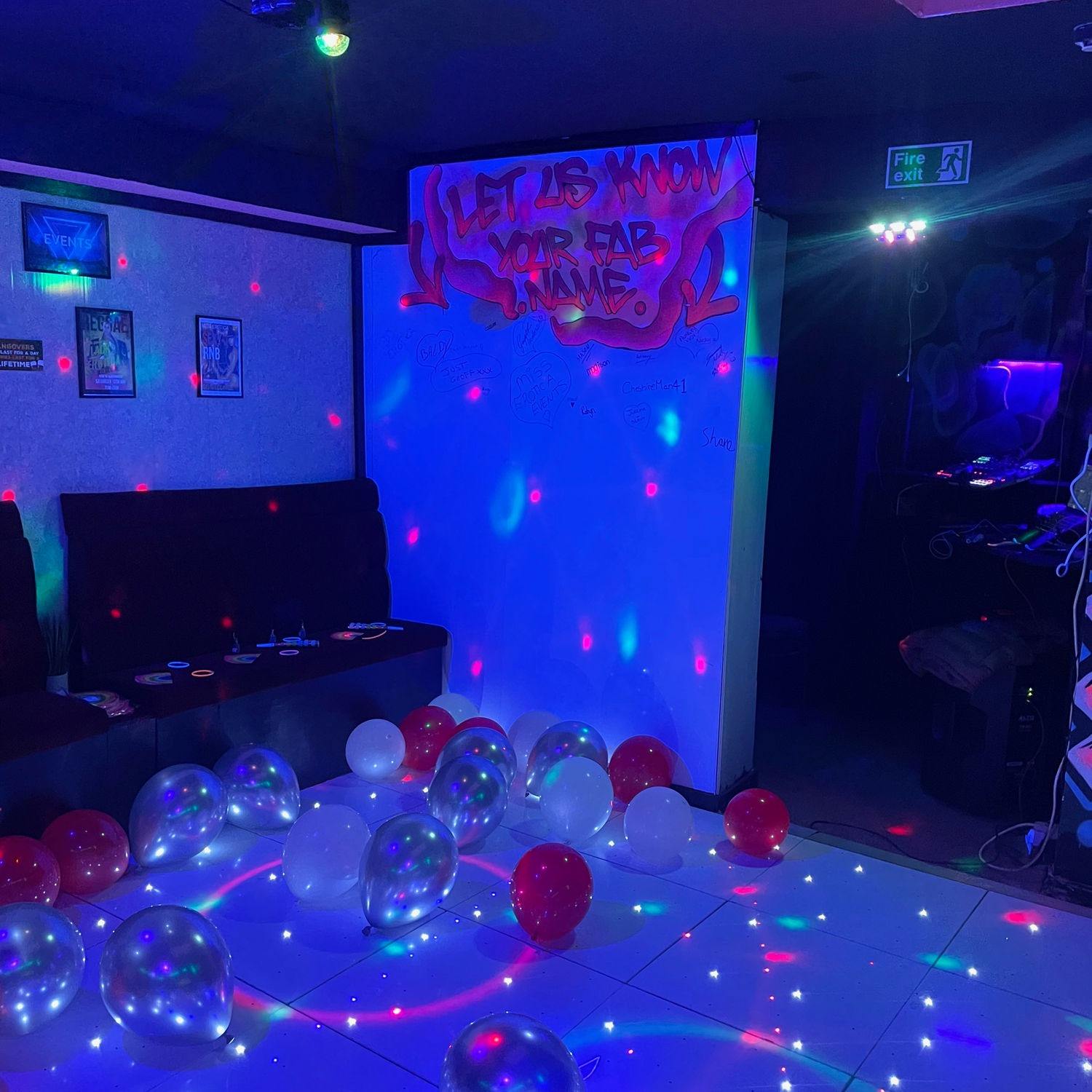 Gg's Lounge Club - Swinger Club in Runcorn, United Kingdom