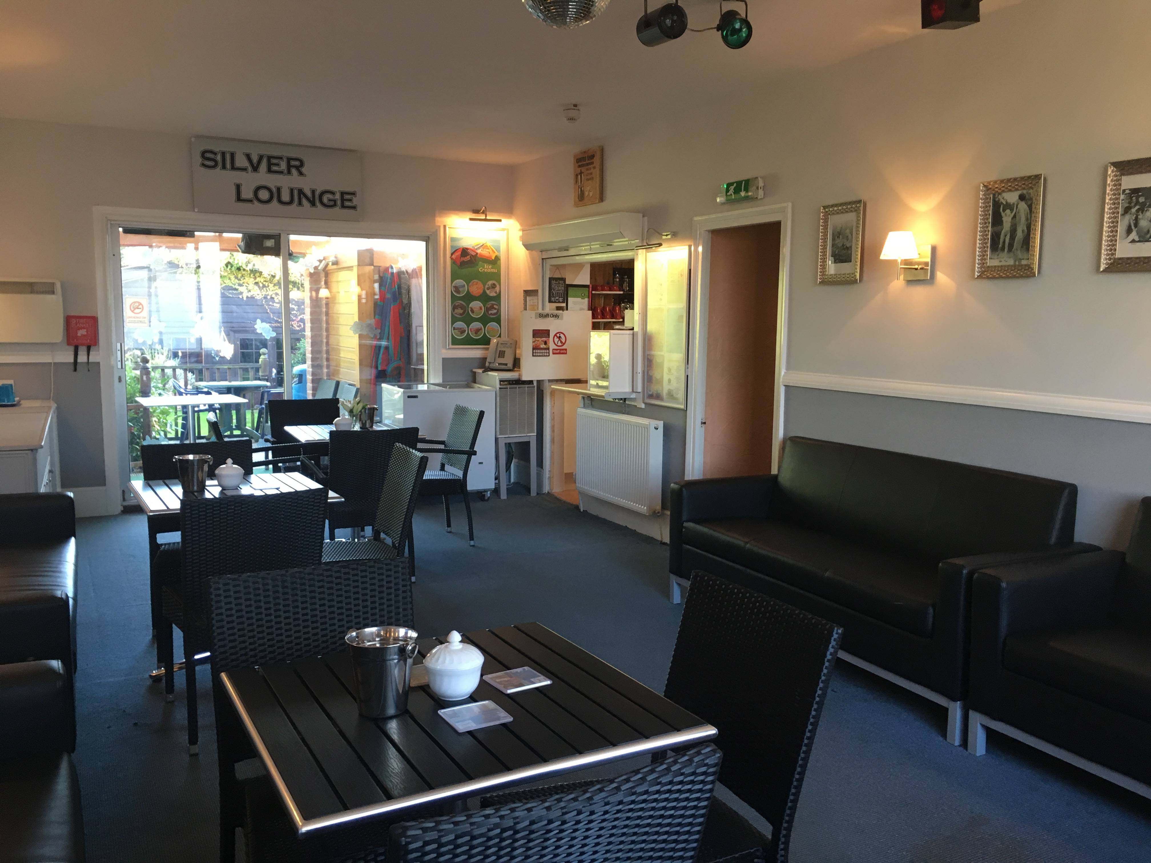 Silverleigh Naturist - Spa Hotel & Leisure Centre - Fkk in Sevenoaks, United Kingdom