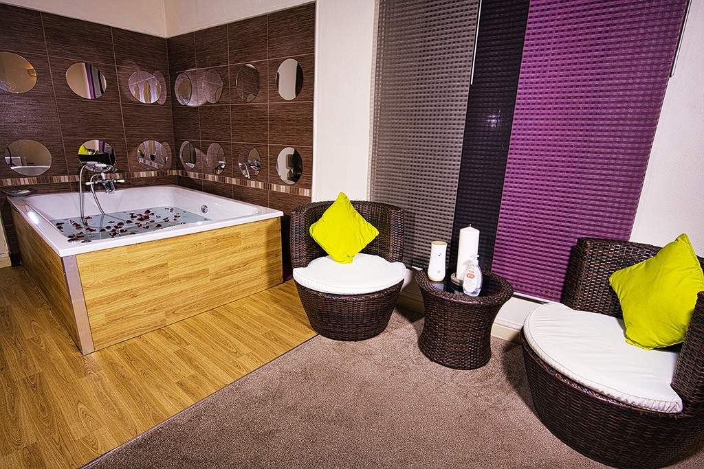 Sonsabai Thai-Massage Sheffield - Erotic Massage in Sheffield, United Kingdom