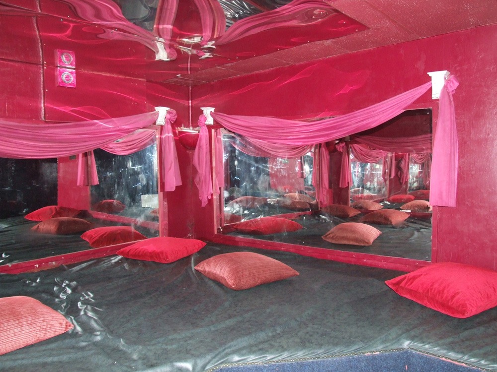La Chambre Sheffield - Swinger Club in Sheffield, United Kingdom