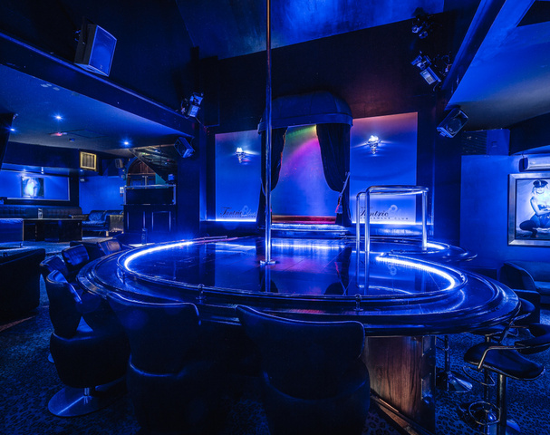 Heathrow Tantric Blue Gentlemens Club - Nightclub in Slough, United Kingdom