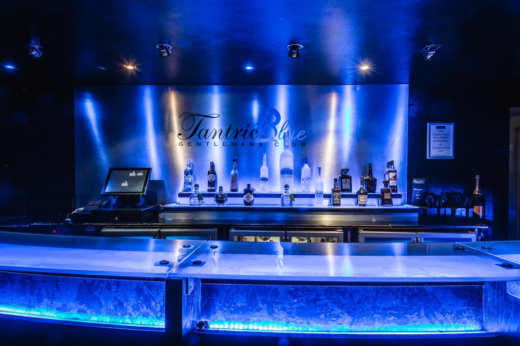Heathrow Tantric Blue Gentlemens Club - Nightclub in Slough, United Kingdom