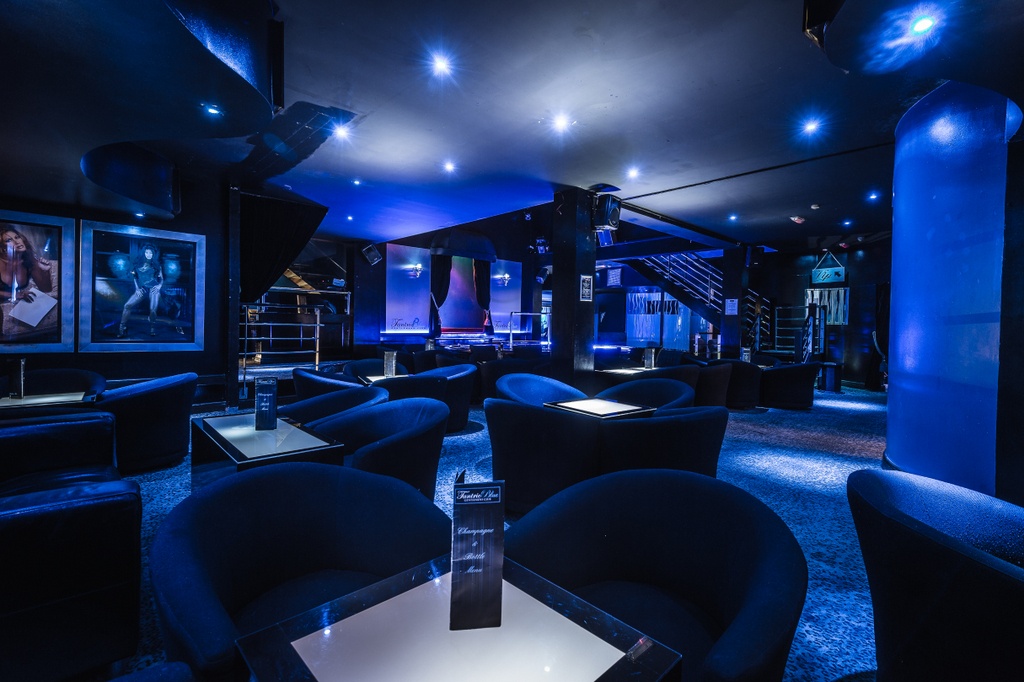 Heathrow Tantric Blue Gentlemens Club - Nightclub in Slough, United Kingdom