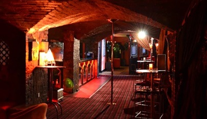 Caz Bar Nightclub - Nightclub in Stratford Upon Avon, United Kingdom