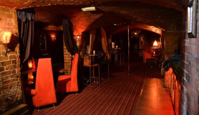 Caz Bar Nightclub - Nightclub in Stratford Upon Avon, United Kingdom