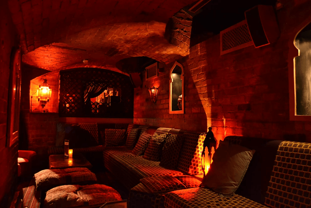 Caz Bar Nightclub - Nightclub in Stratford Upon Avon, United Kingdom