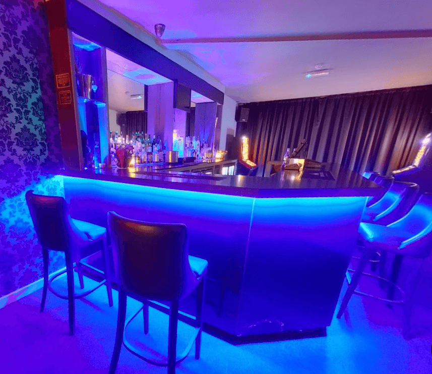Dream Lounge - Nightclub in Swindon, United Kingdom