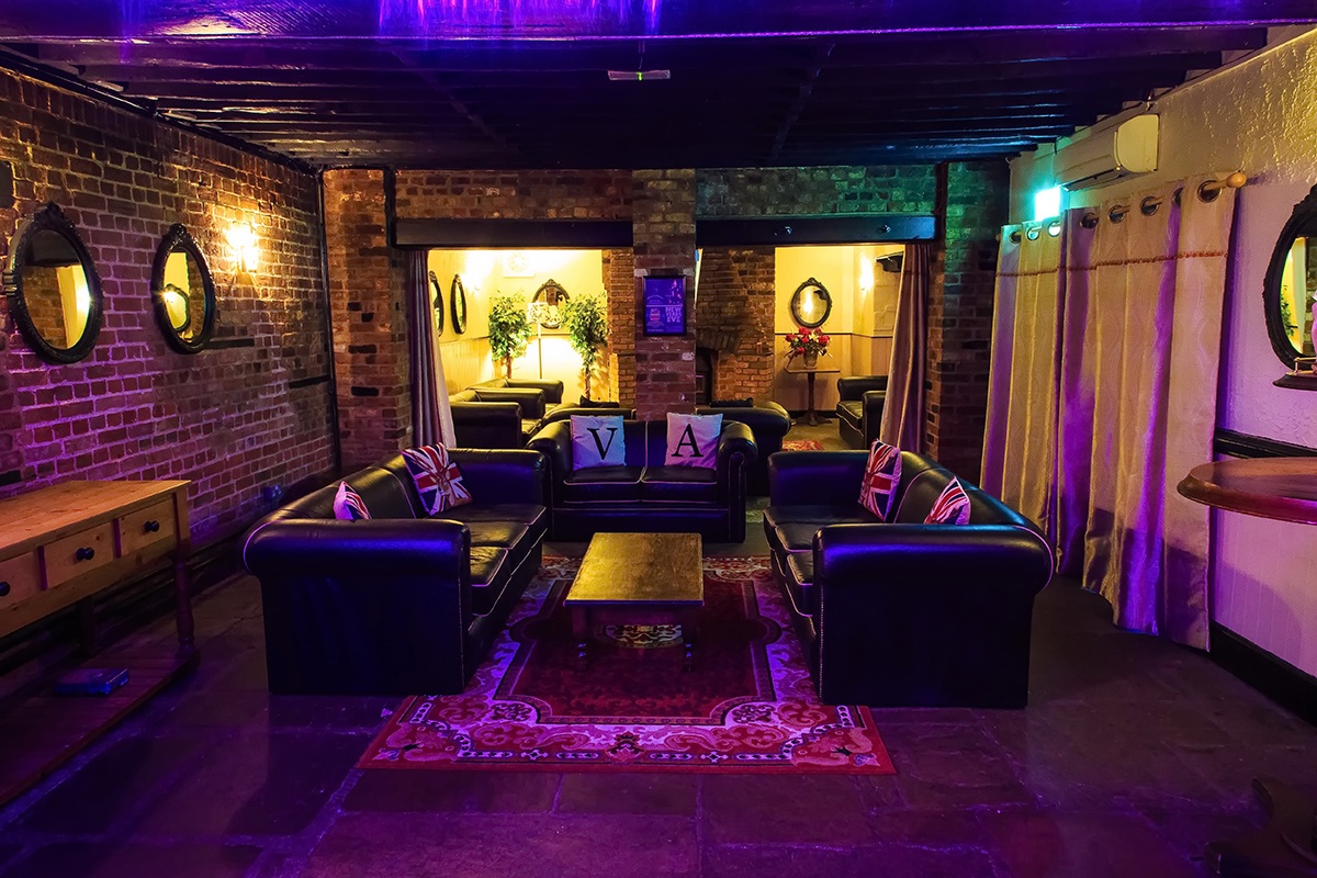 Vanilla Alternative - Fkk in Tempsford, United Kingdom