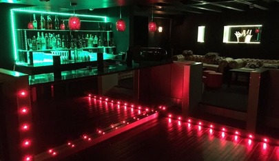 Diamonds & Strings Strip Club & Bar - Nightclub in Watford, United Kingdom