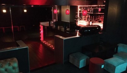 Diamonds & Strings Strip Club & Bar - Nightclub in Watford, United Kingdom