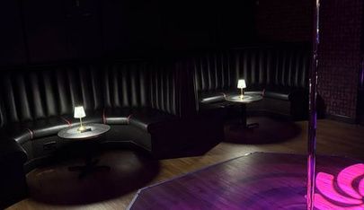 Diamonds & Strings Strip Club & Bar - Nightclub in Watford, United Kingdom