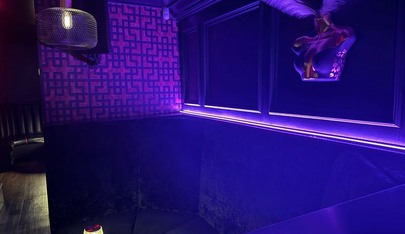 Diamonds & Strings Strip Club & Bar - Nightclub in Watford, United Kingdom