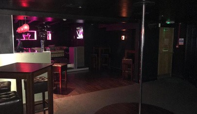 Diamonds & Strings Strip Club & Bar - Nightclub in Watford, United Kingdom