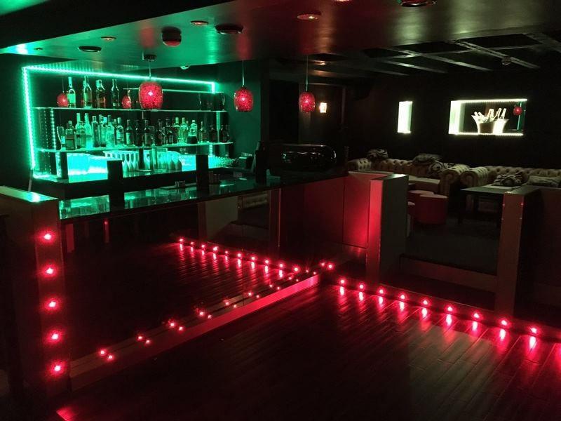 Diamonds & Strings Strip Club & Bar - Nightclub in Watford, United Kingdom