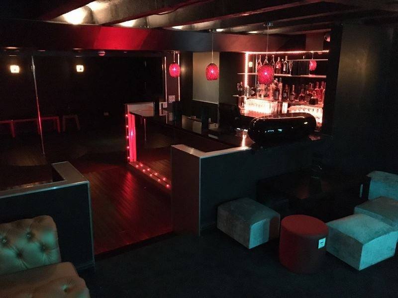 Diamonds & Strings Strip Club & Bar - Nightclub in Watford, United Kingdom