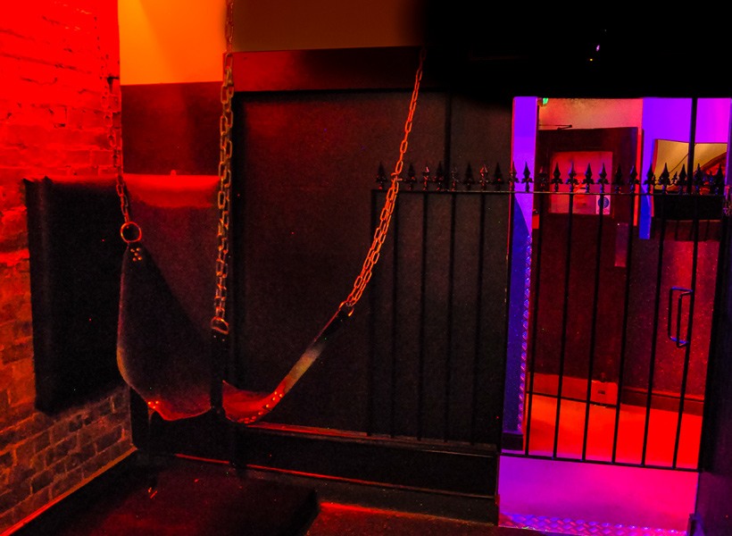 Chameleons Club - Swinger Club in Wednesbury, United Kingdom