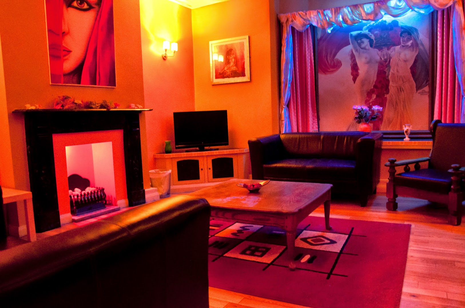 Chameleons Club - Swinger Club in Wednesbury, United Kingdom