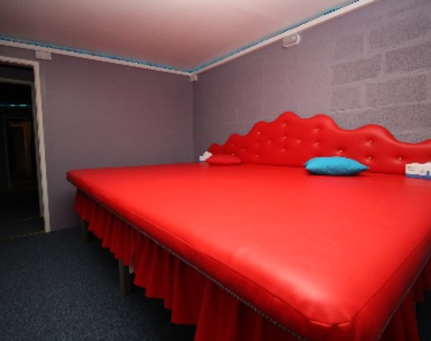 Gems Campsite - Swinger Club in Yeovil, United Kingdom
