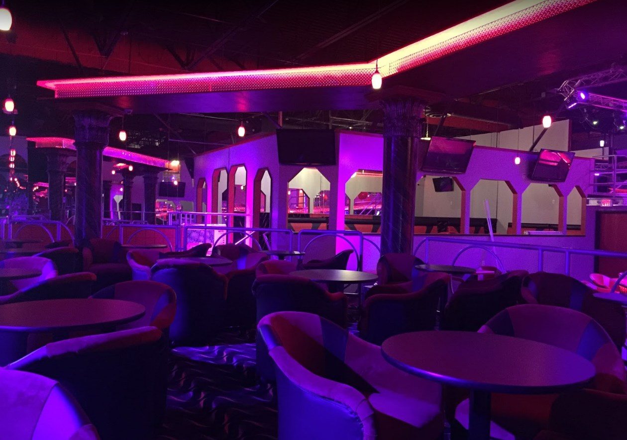 Hush Cabaret - Nightclub in Akron, United States