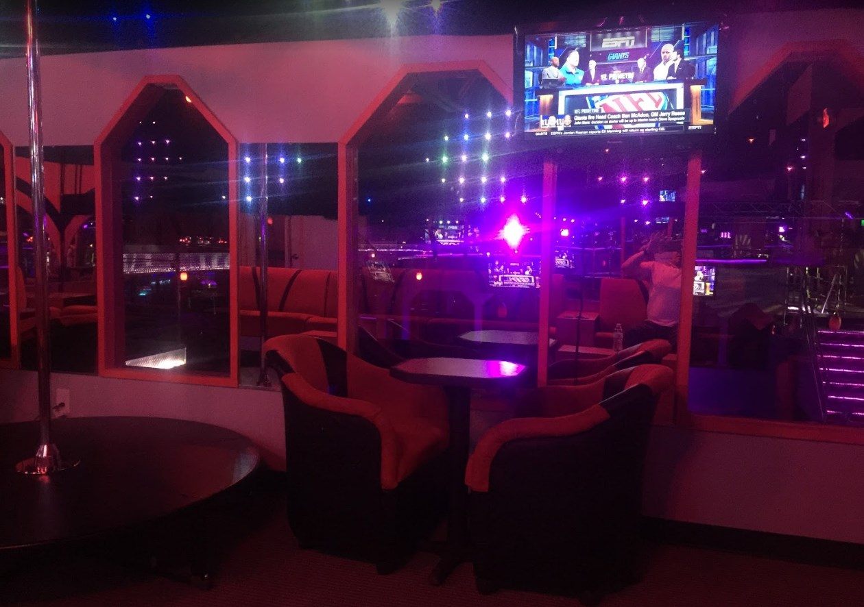 Hush Cabaret - Nightclub in Akron, United States