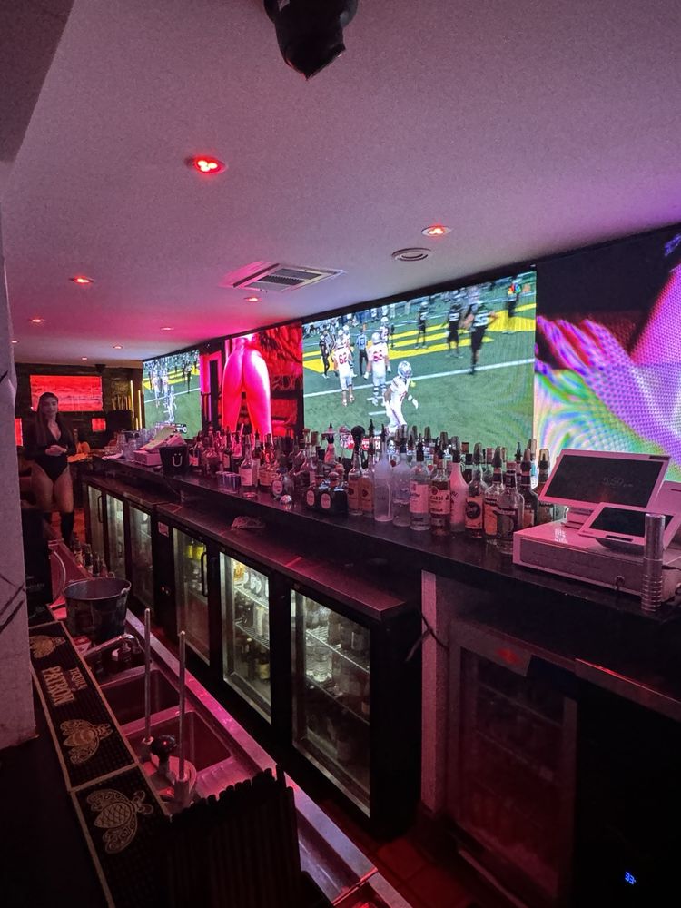 Oc11 Gentlemen's Club - Nightclub in Anaheim, United States