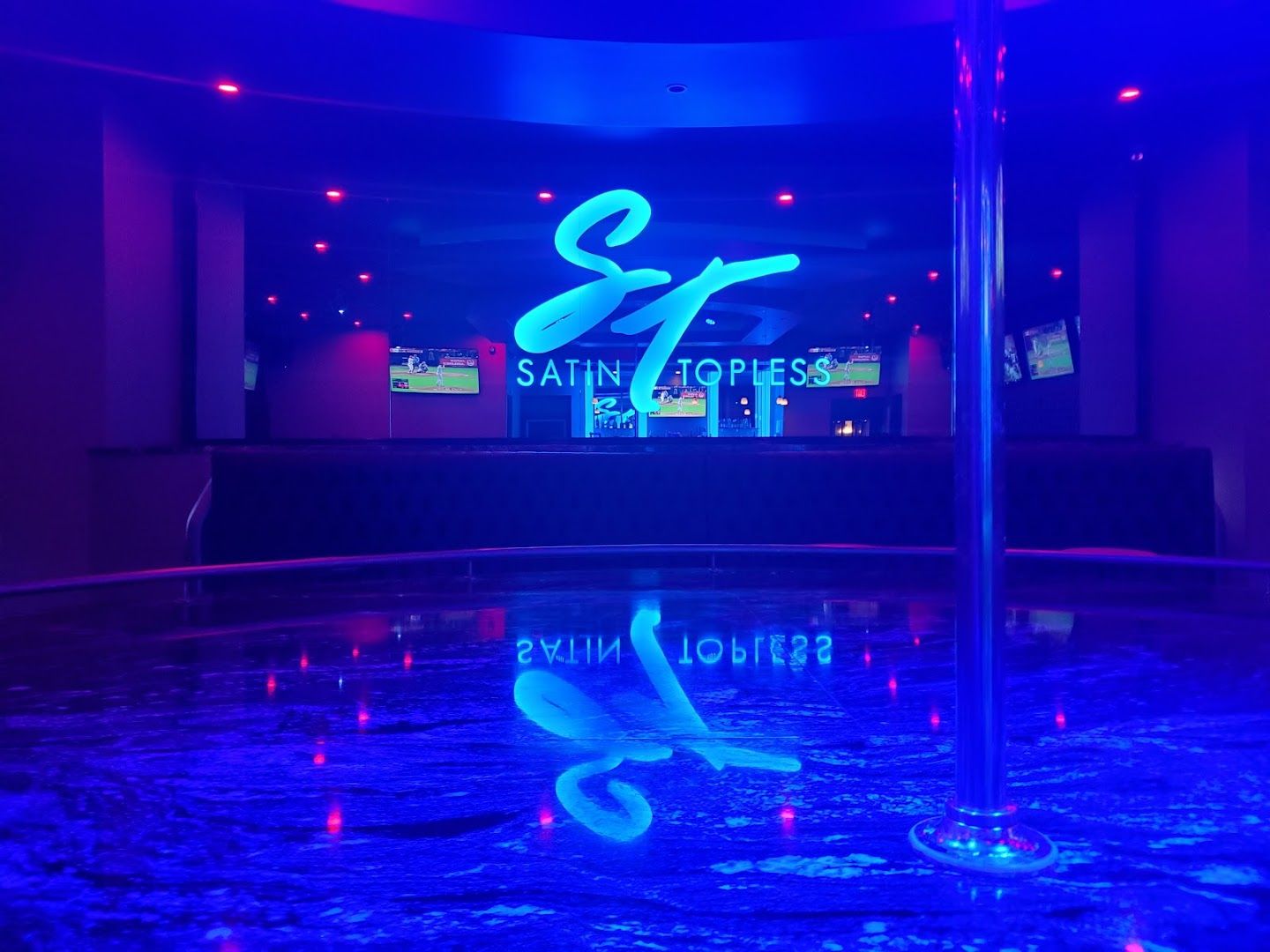 Satin Topless Gentlemen's Club - Anaheim - Nightclub in Anaheim, United States