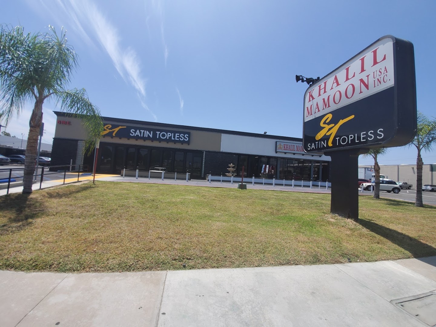 Satin Topless Gentlemen's Club - Anaheim - Nightclub in Anaheim, United States