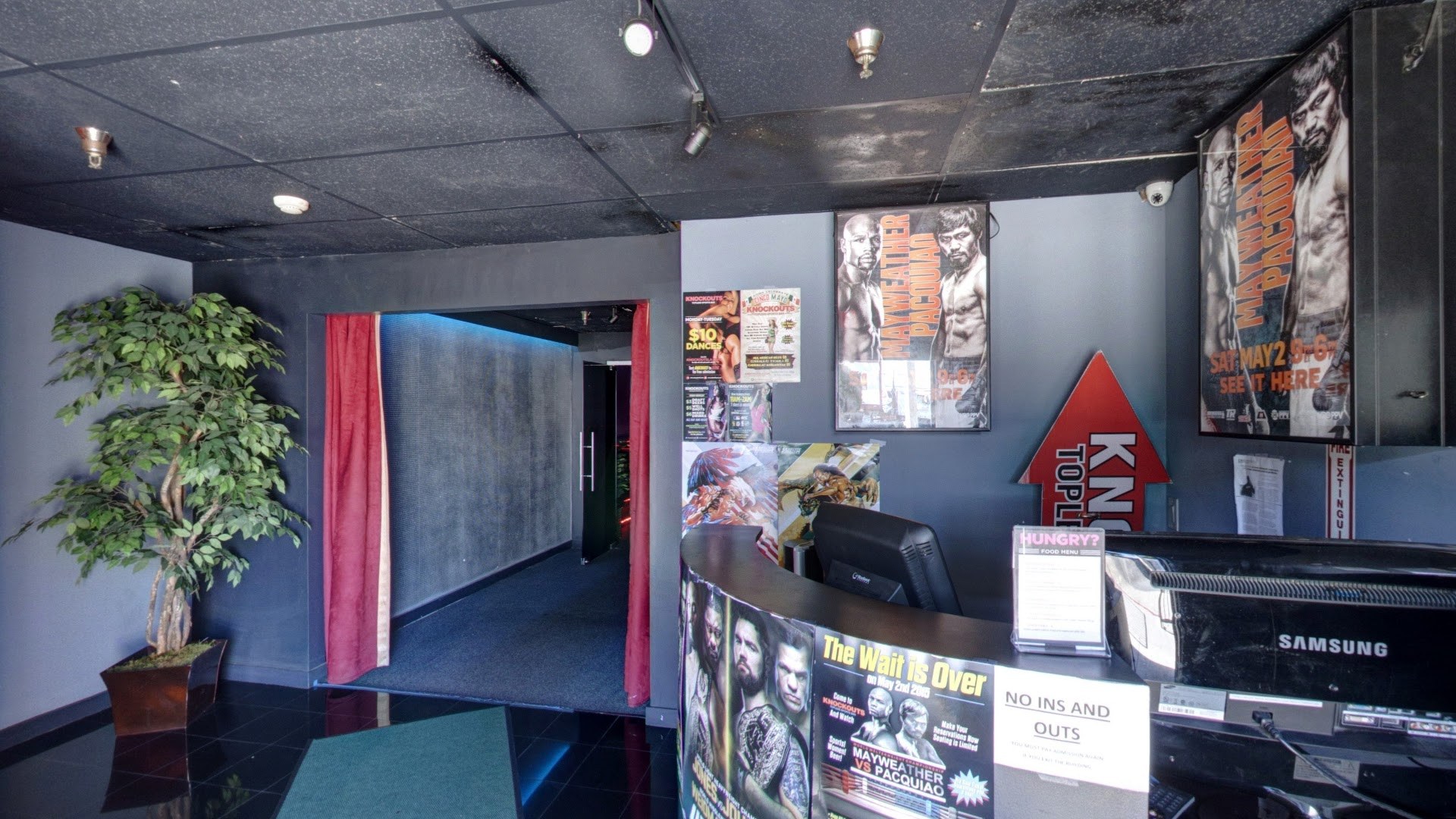 Knockouts - Topless Sports Bar - Nightclub in Arcadia, United States