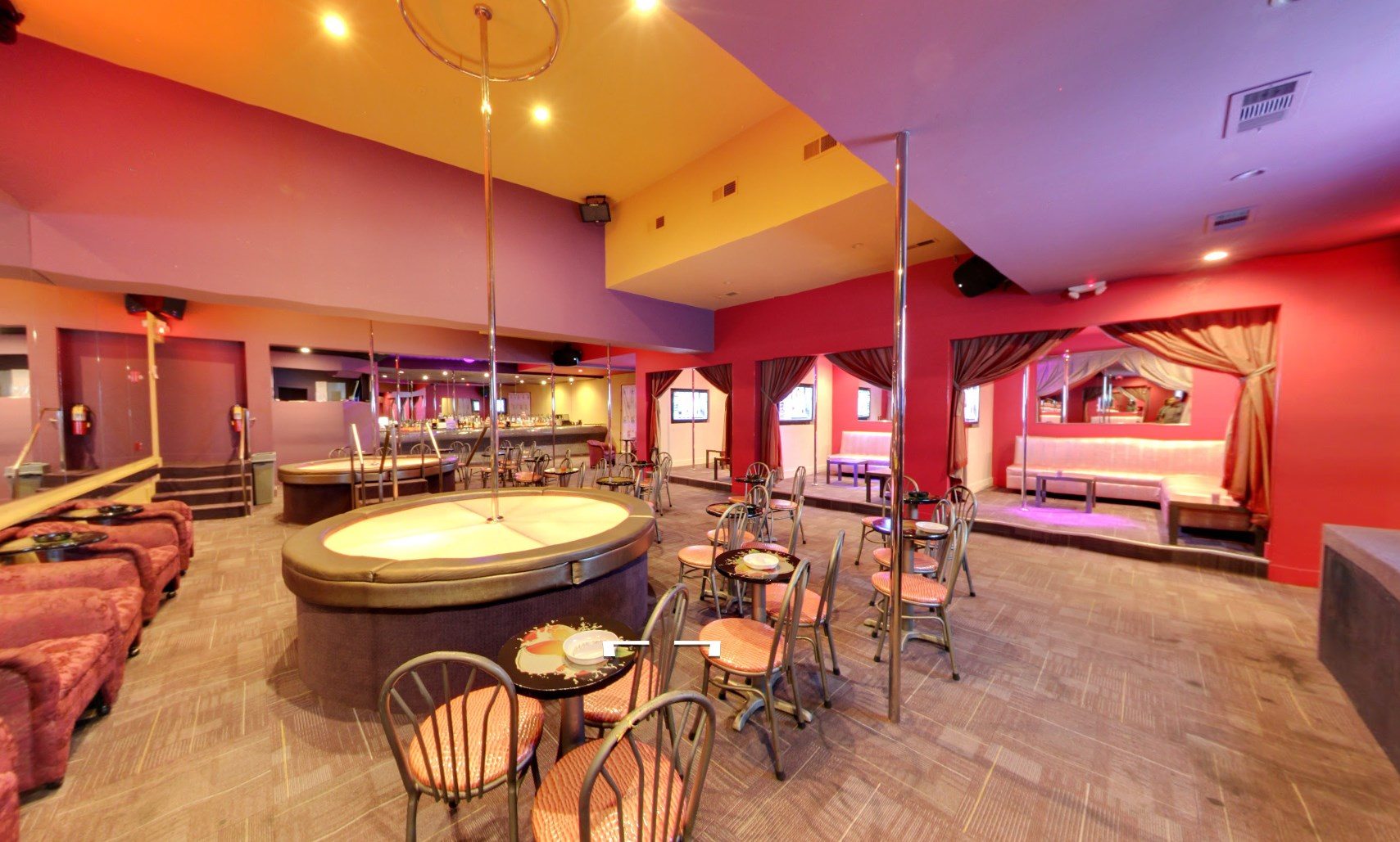 Peaches of Atlanta - Nightclub in Atlanta, United States