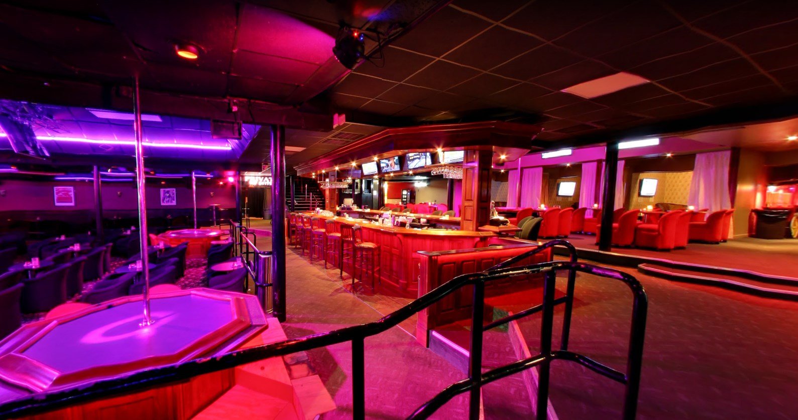 Thee Doll House - Myrtle Beach - Nightclub in Atlantic Beach, United States