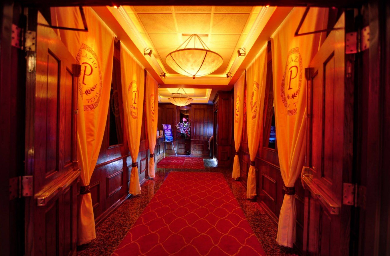 Expose Men's Club - Nightclub in Austin, United States