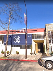 Hot Tubs Of Berkeley - Erotic Massage in Berkeley, United States