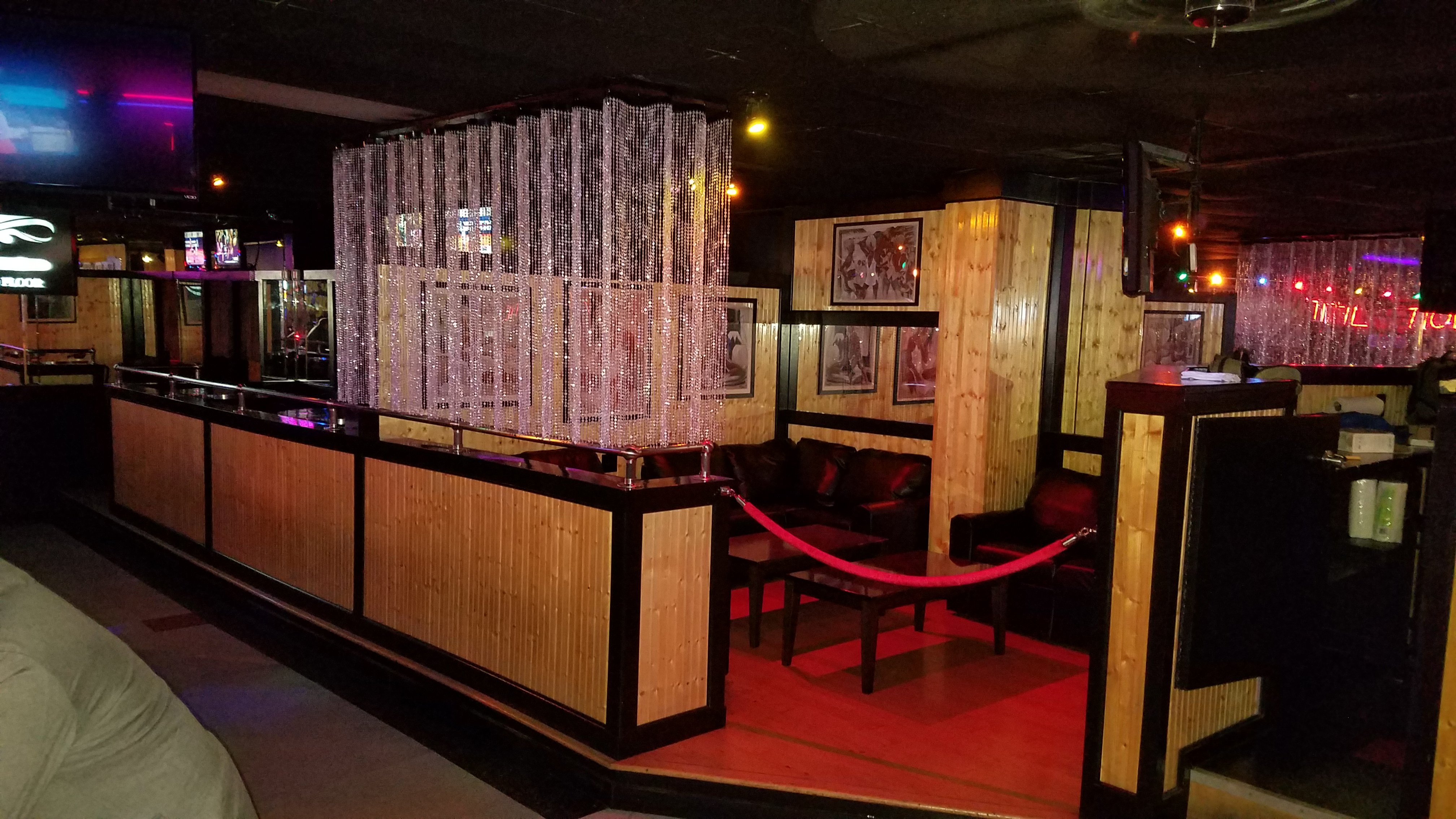 Titillations - Nightclub in Bloomfield, United States
