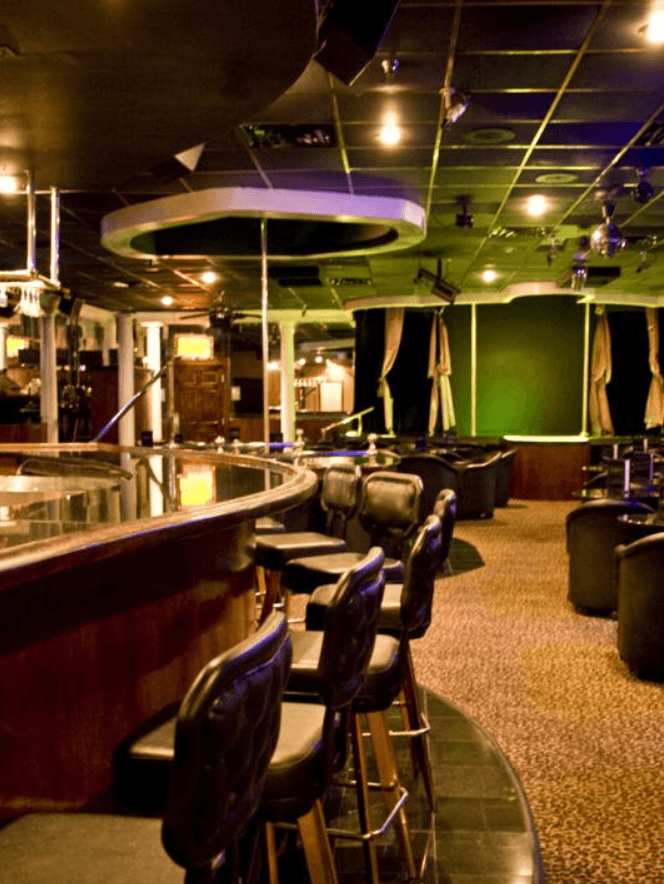 Michael's Fine Food & Beautiful Women - Nightclub in Broussard, United States