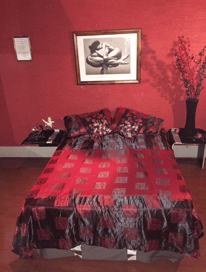 Romantics Brothel - Brothel in Brunswick, United States