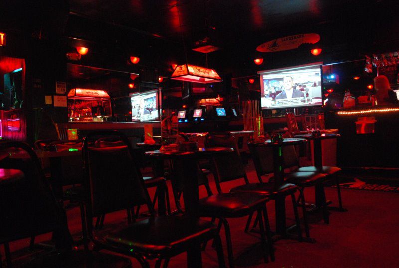 The Red Carpet Lounge - Nightclub in Brunswick, United States