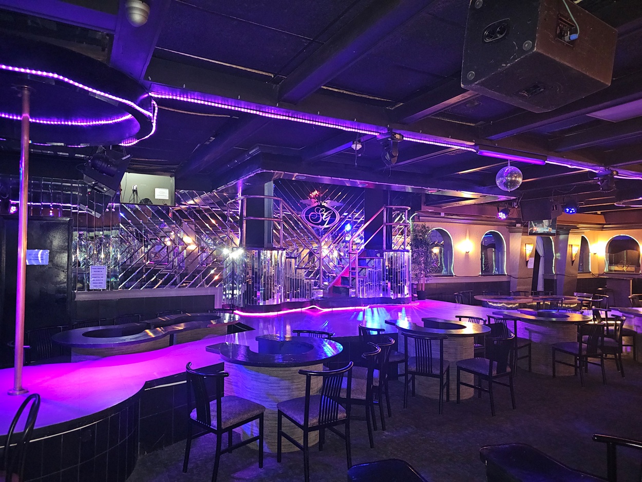 Solid Gold Burlington - Nightclub in Burlington, United States