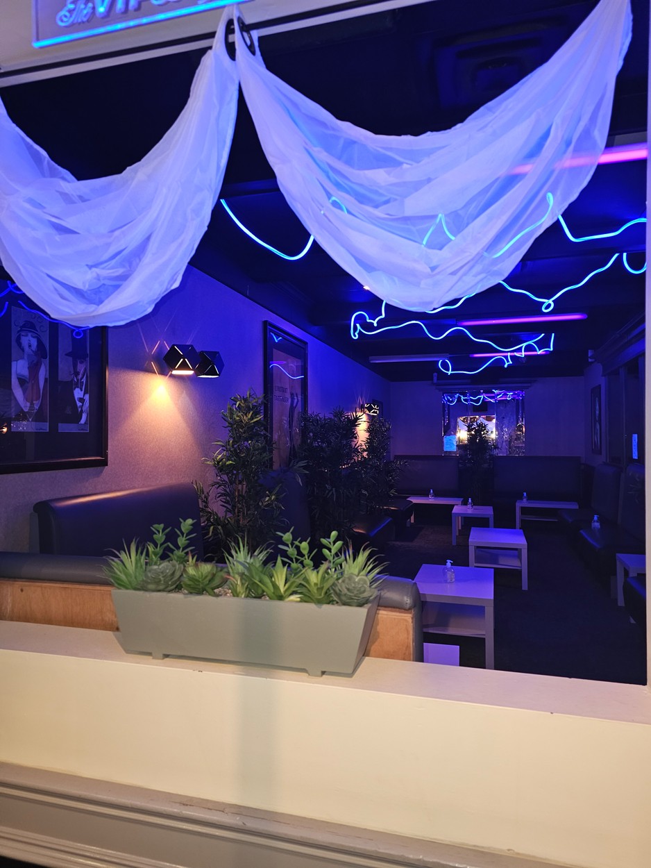 Solid Gold Burlington - Nightclub in Burlington, United States