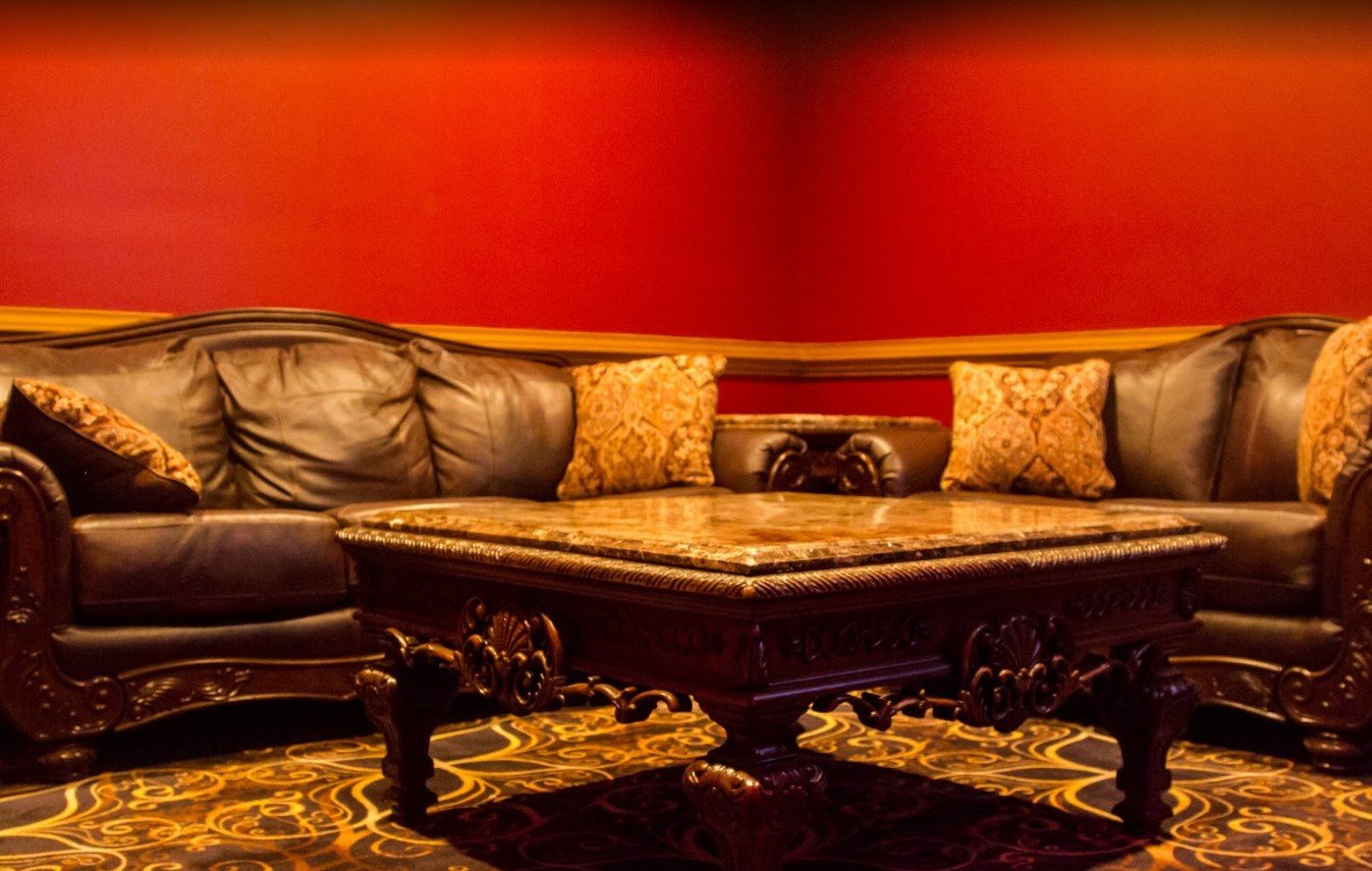 Pure Gold Premier Gentlemen`s Club Of Raleigh - Nightclub in Cary, United States