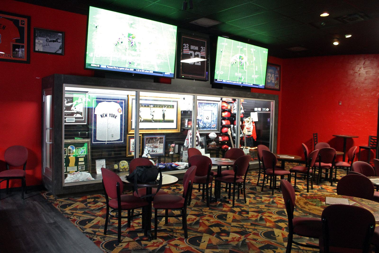 Pharaoh's Gentlemen's Club - Nightclub in Cheektowaga, United States