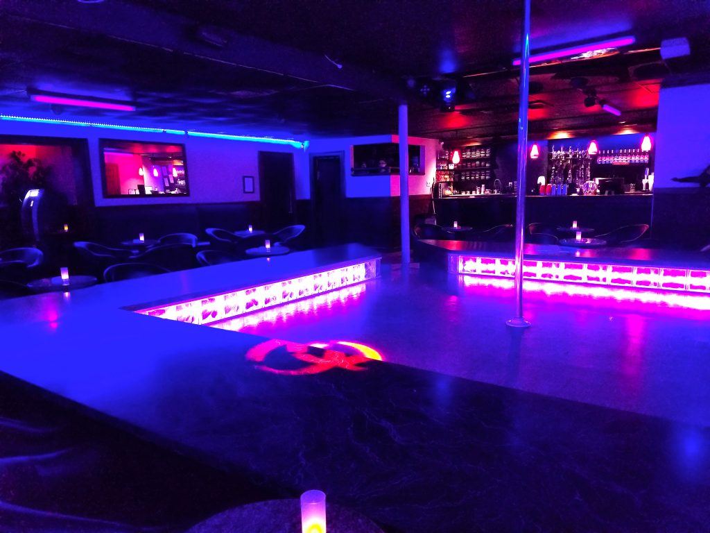 Angels Nude Gentlemen's Club - Nightclub in Clearwater, United States