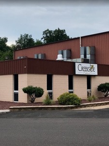 Creekside Cabaret - Nightclub in Colmar, United States