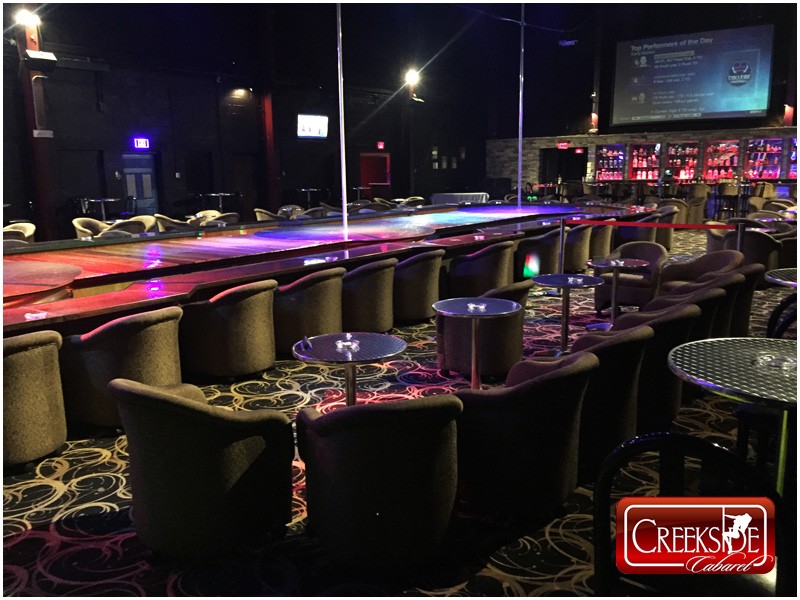 Creekside Cabaret - Nightclub in Colmar, United States